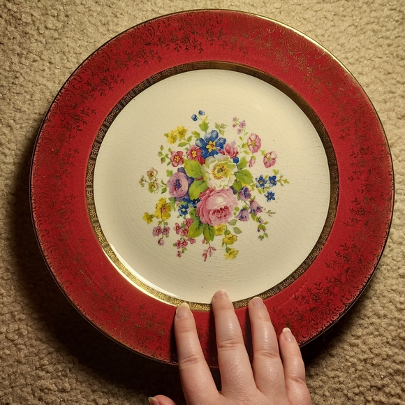 Vintage | ornate 23k Gold encrusted dinner plate - Picture 2 of 4